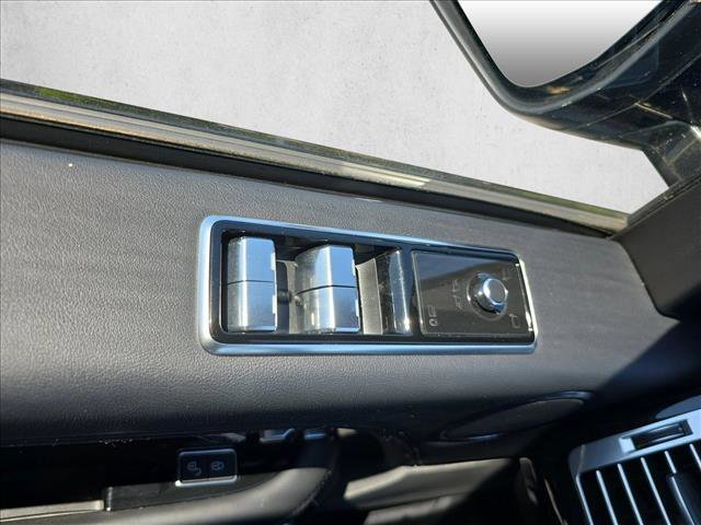 Used 2019 Land Rover Range Rover Supercharged AWD/4WD image 27