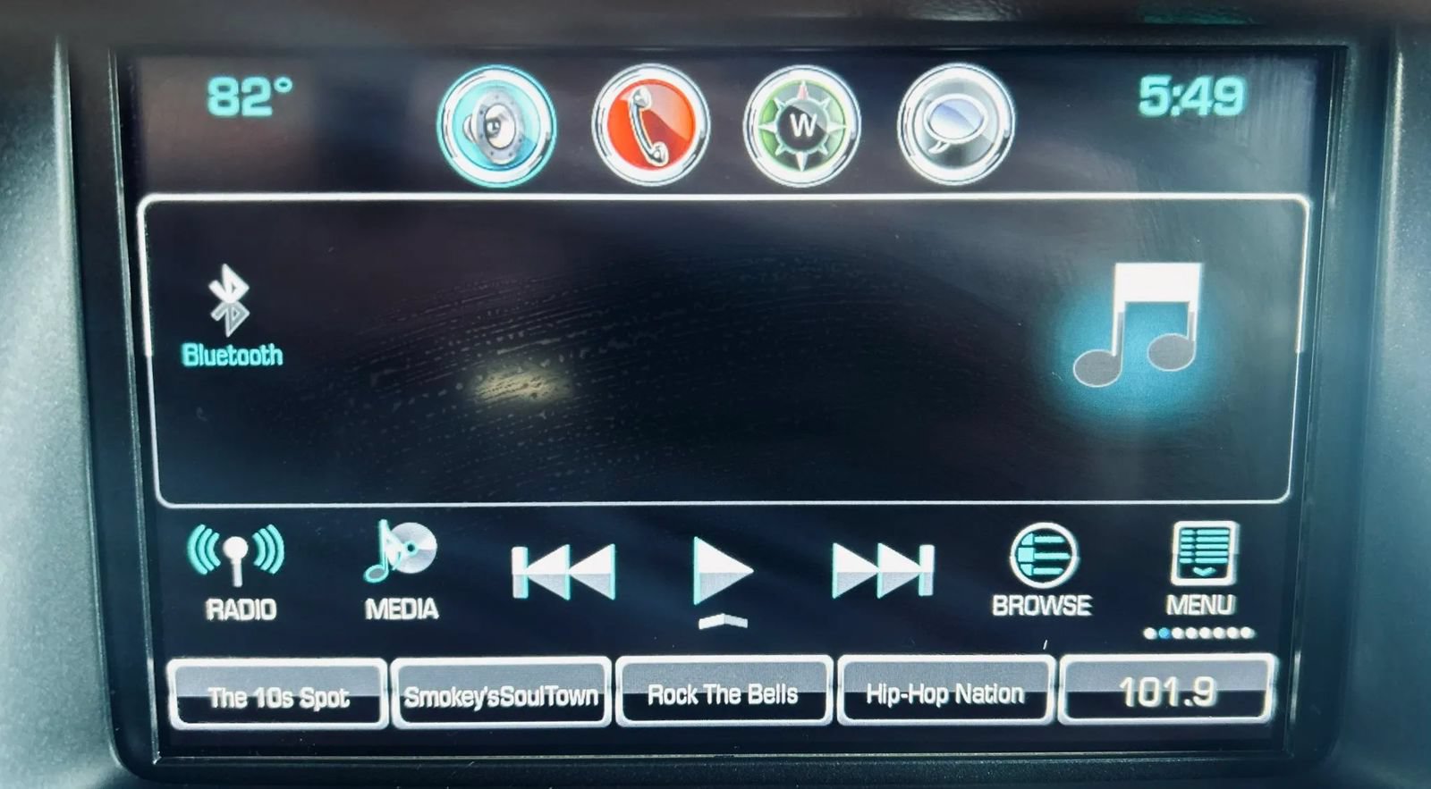 Used 2019 Chevrolet Tahoe LS w/ Enhanced Driver Alert Package AWD/4WD image 18