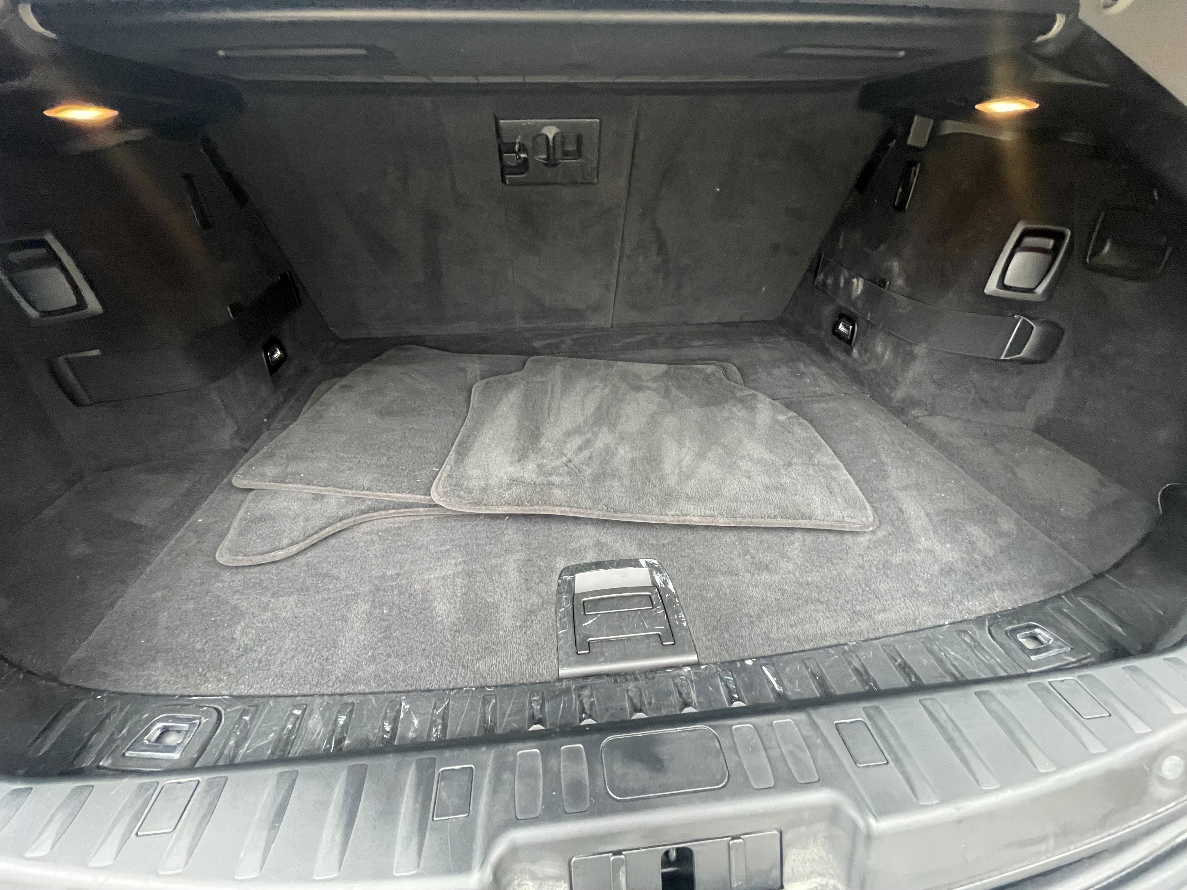 Used 2011 BMW 535i xDrive image 8