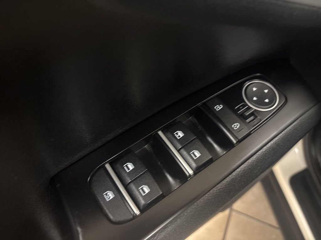 Used 2024 Kia Soul S FWD image 21