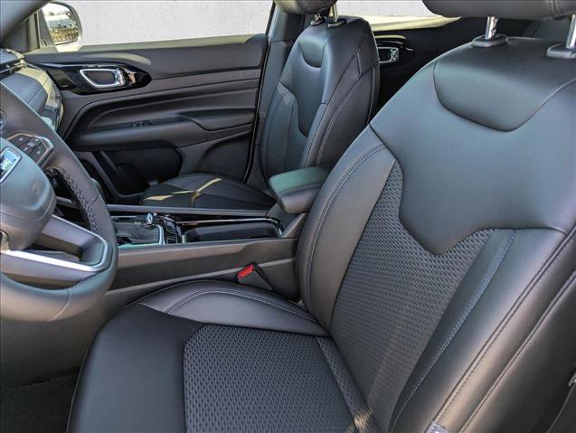 New 2026 Jeep Compass Latitude AWD/4WD image 22