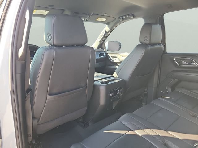 Used 2023 Chevrolet Suburban LT image 16