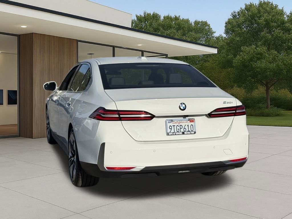 Used 2026 BMW 530i image 11