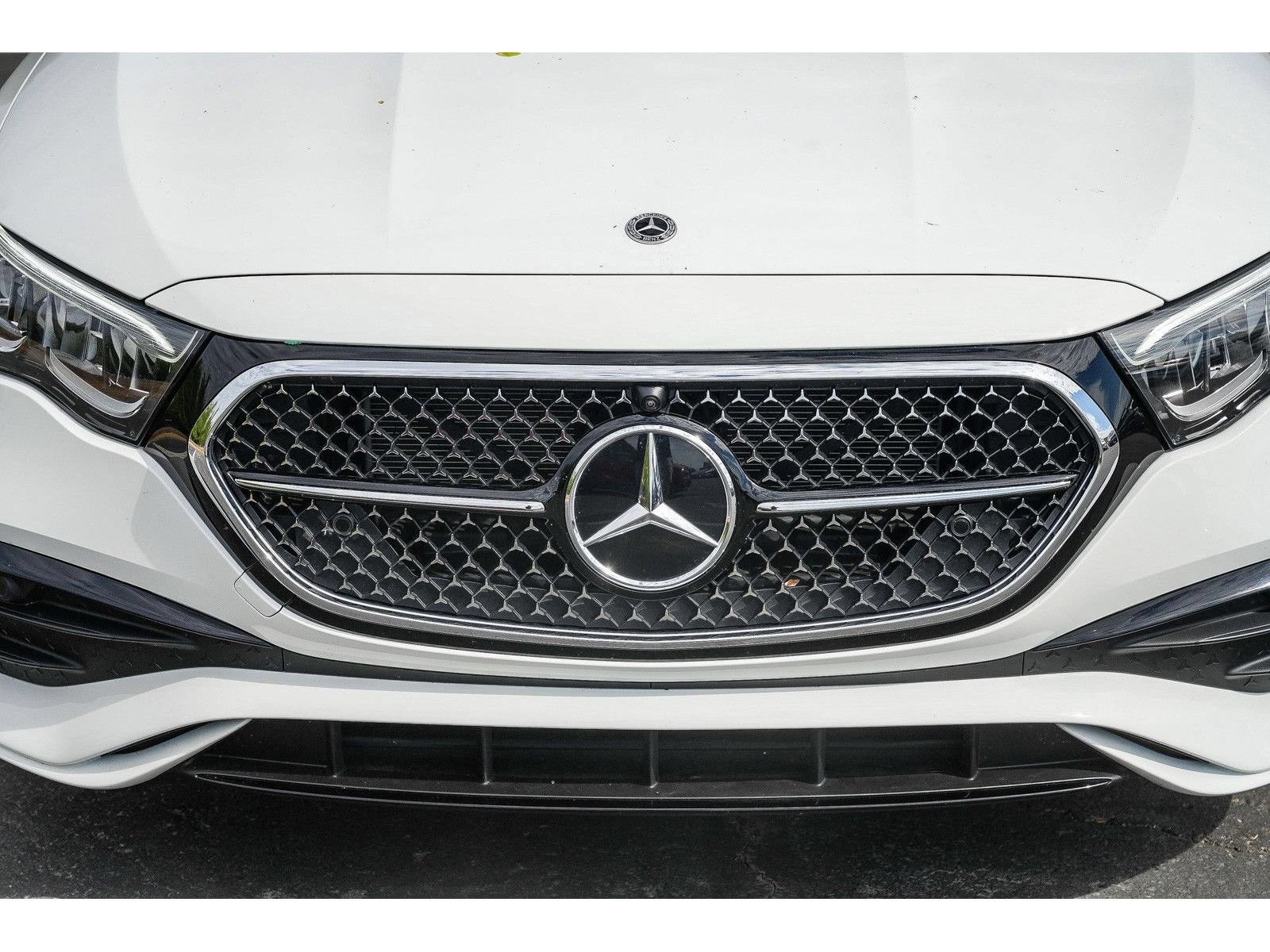 Certified 2024 Mercedes-Benz E 350 4MATIC Sedan image 7
