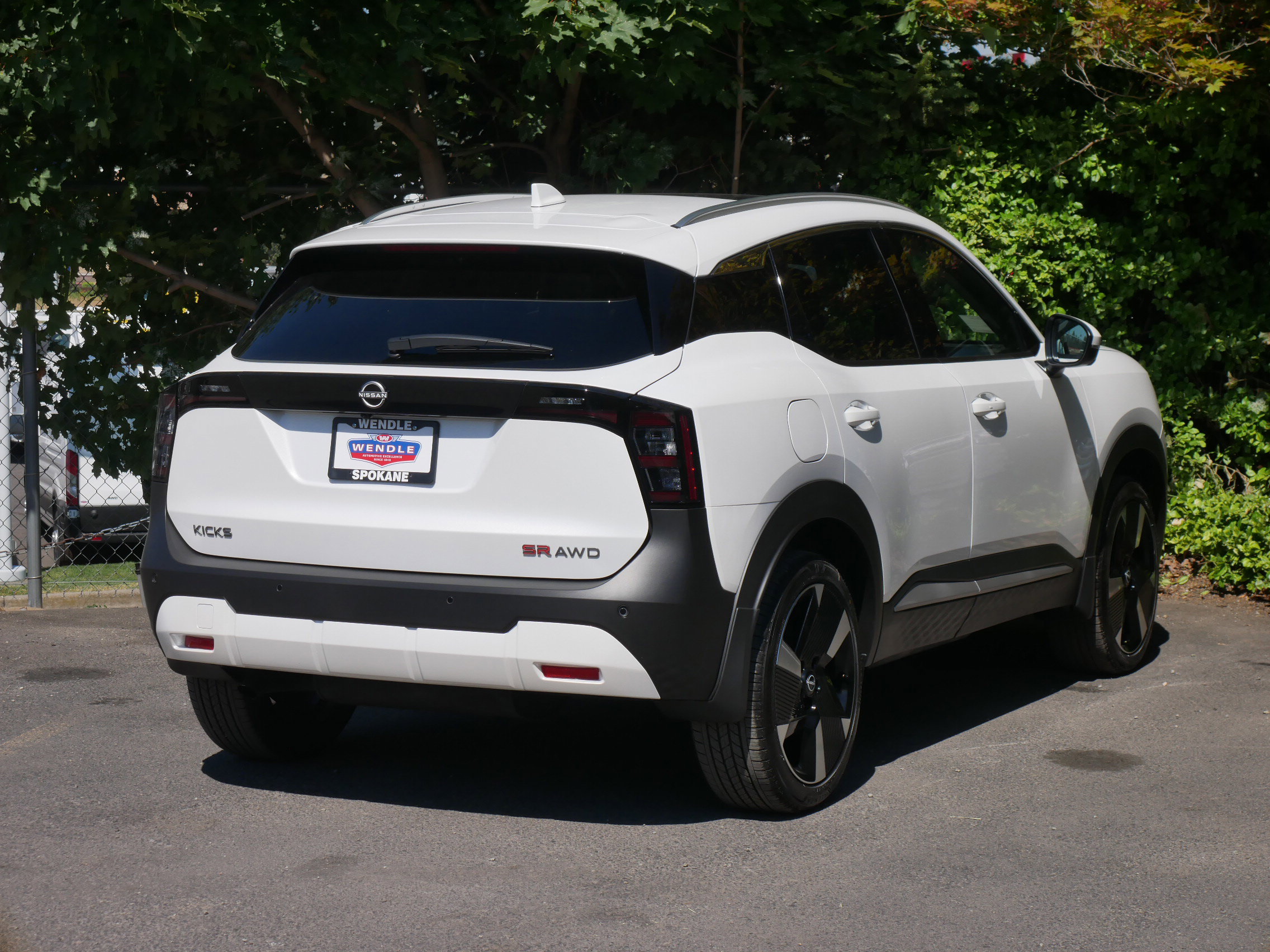 New 2025 Nissan Kicks SR w/ SR Premium Package image 23