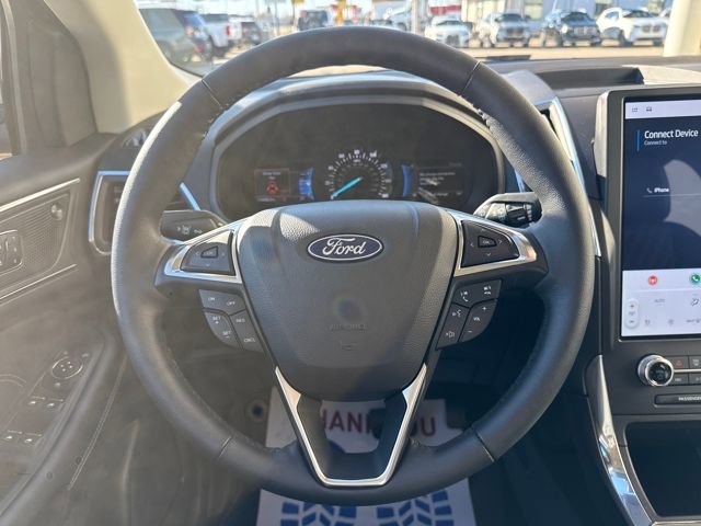 Used 2024 Ford Edge Titanium w/ Cargo Accessory Package image 13