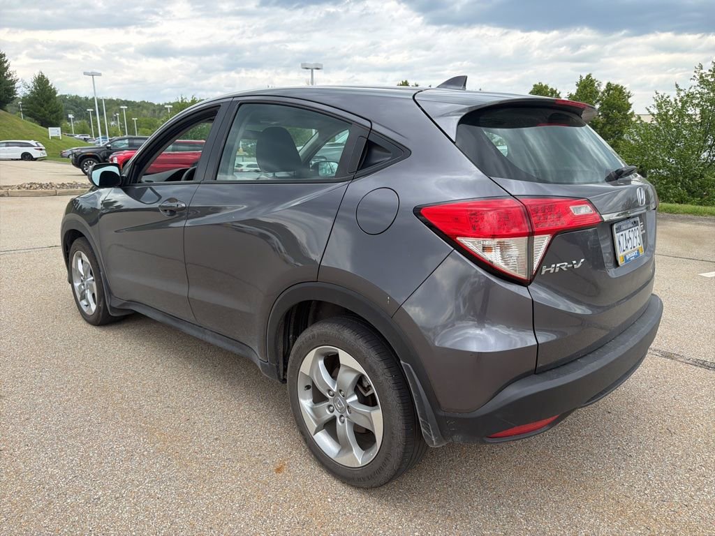 Used 2019 Honda HR-V LX image 4