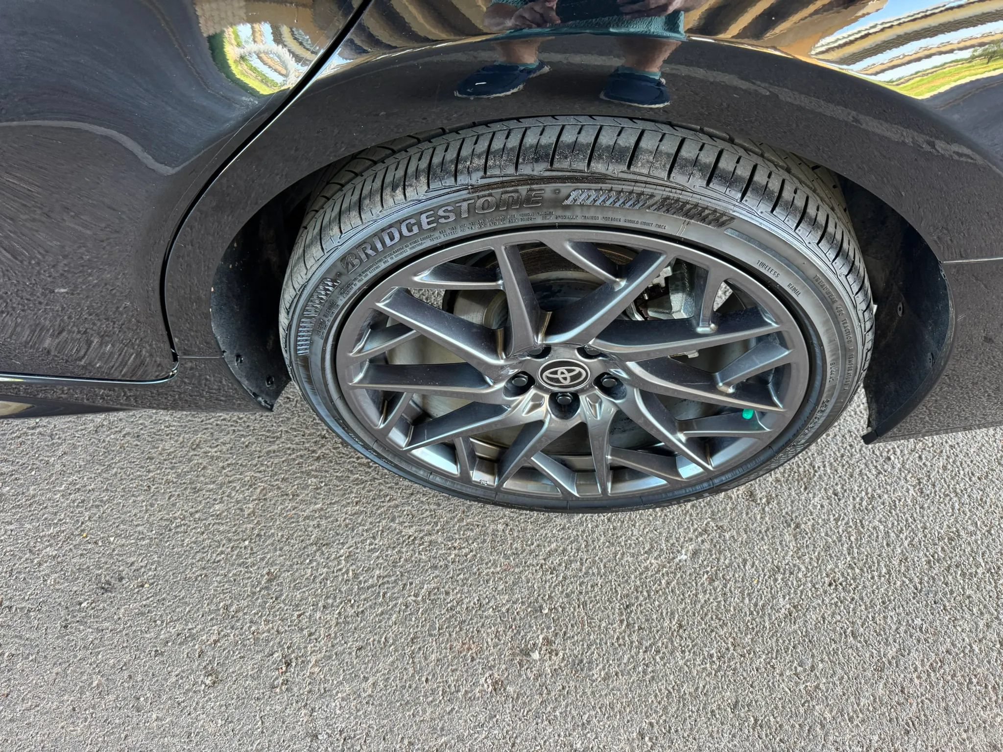 Used 2025 Toyota Camry XSE FWD image 30