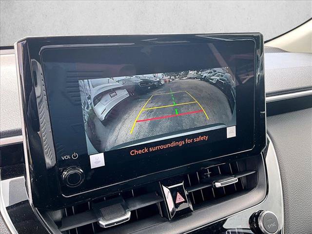 Used 2023 Toyota Corolla Cross XLE FWD image 22