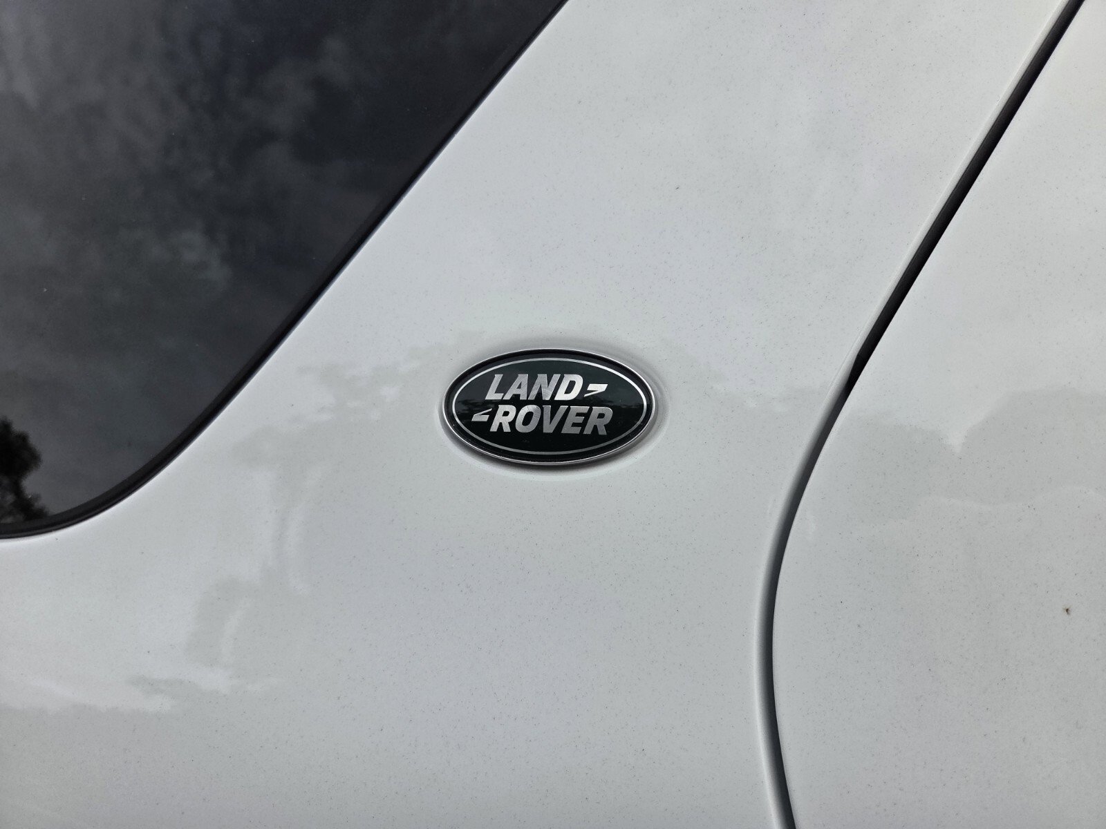 New 2025 Land Rover Discovery Sport S AWD/4WD image 15