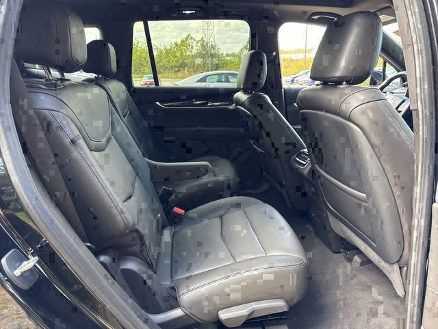 Used 2023 Cadillac XT6 Premium Luxury w/ Technology Package image 15