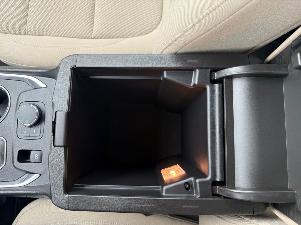 Used 2023 Chevrolet Traverse LS w/ Safety Package image 41