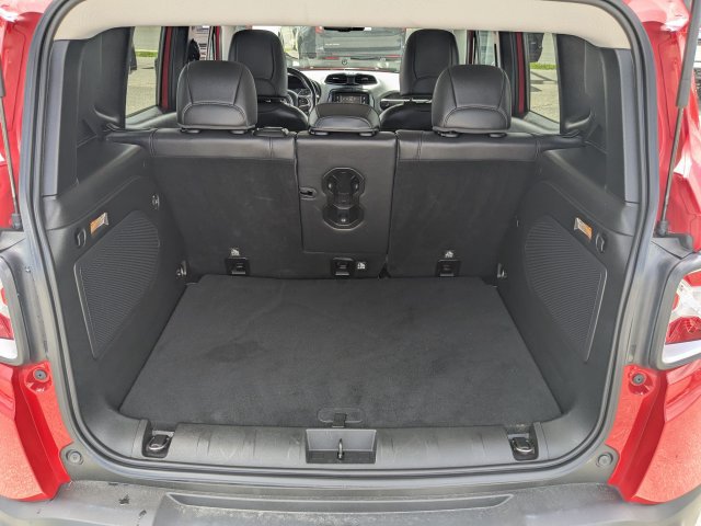 Used 2015 Jeep Renegade Limited FWD image 13