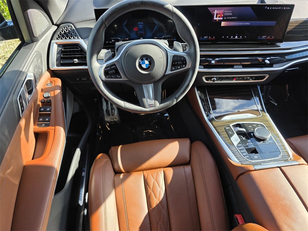 Used 2024 BMW X5 xDrive40i w/ M Sport Package image 11