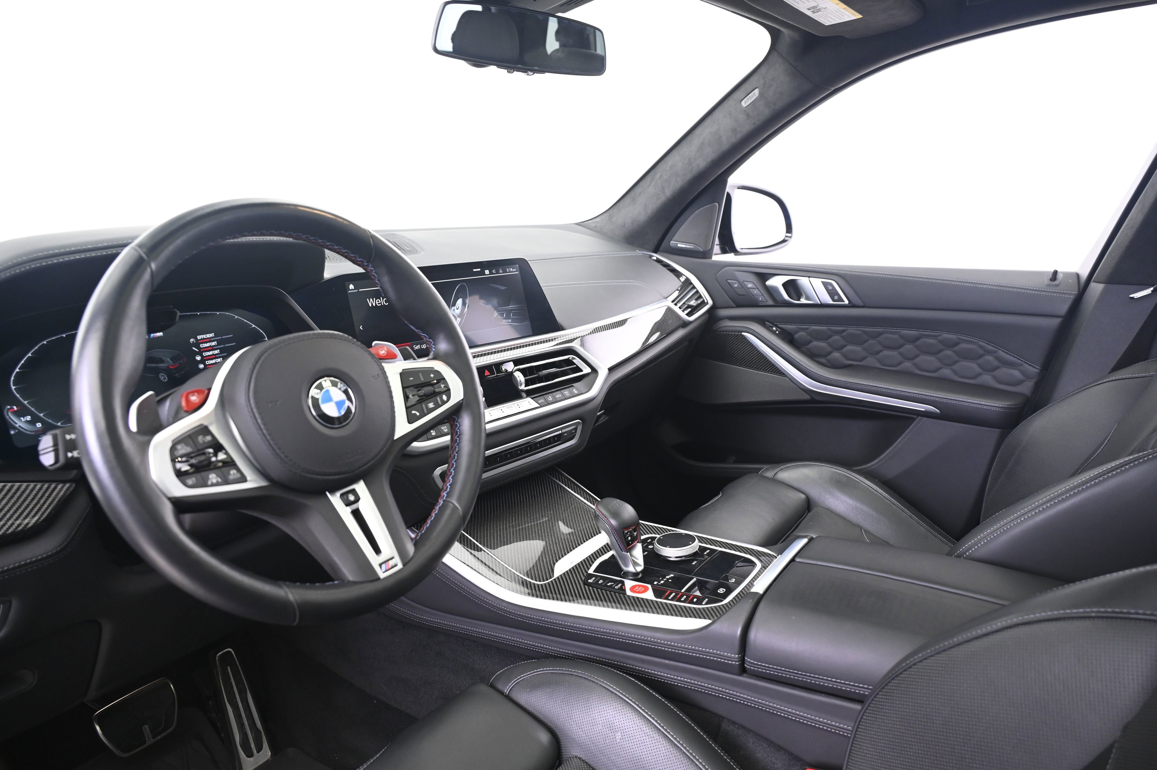 Used 2022 BMW X5 M w/ Executive Package image 4