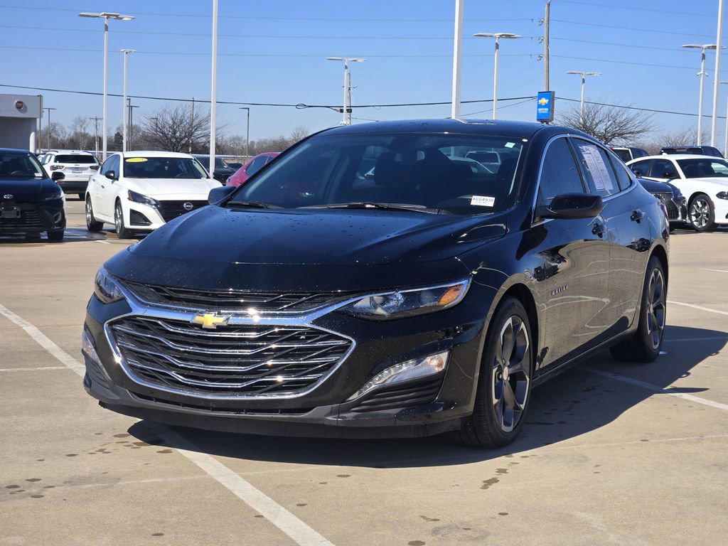 Used 2022 Chevrolet Malibu LT image 3