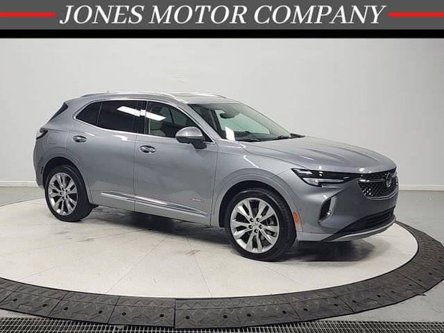 Used 2023 Buick Envision Avenir image 1