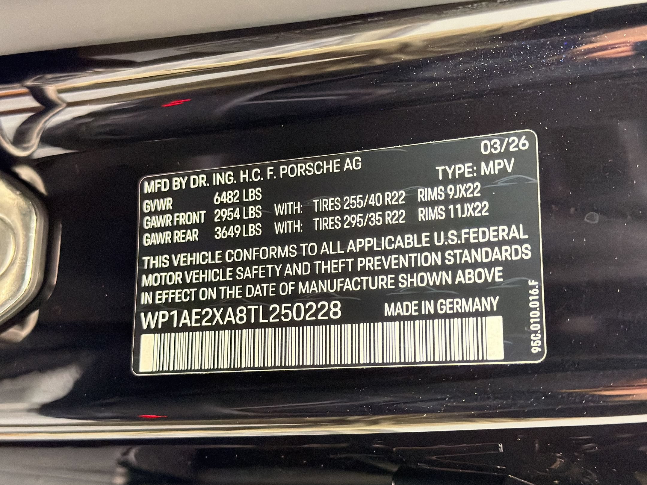 Certified 2026 Porsche Macan GTS Electric AWD/4WD image 21