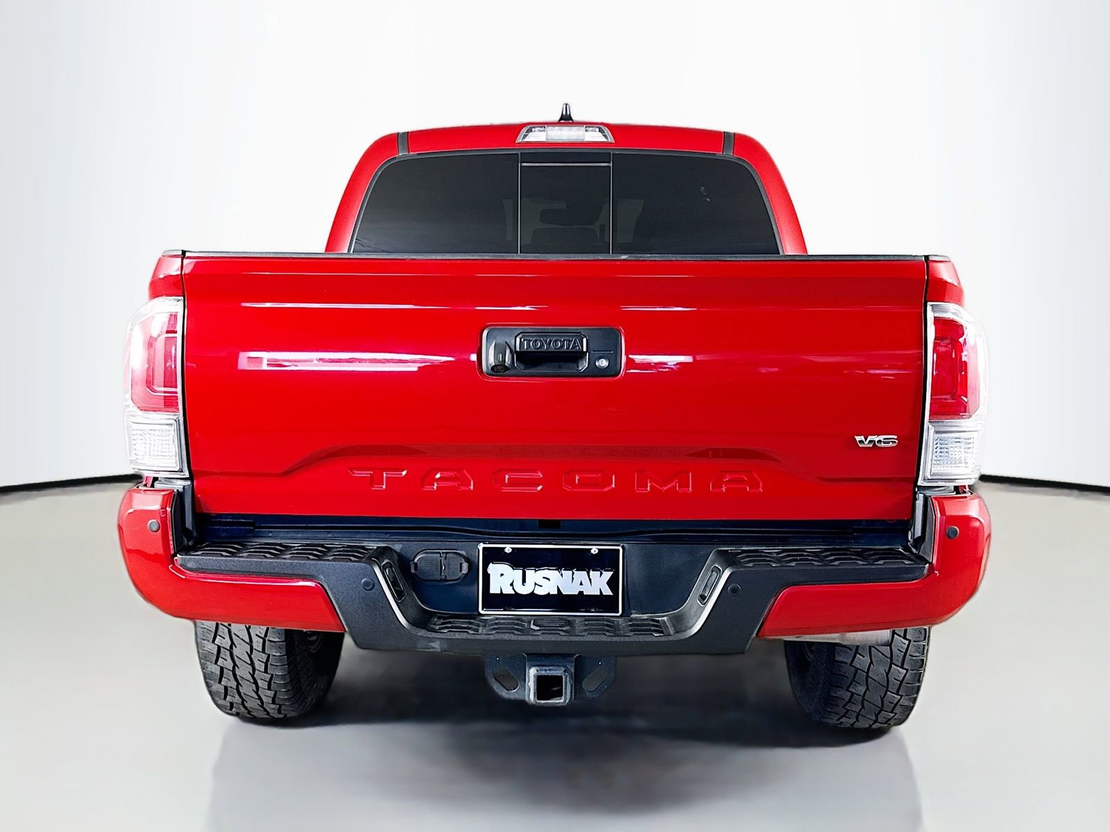 Used 2022 Toyota Tacoma TRD Off-Road w/ Technology Package image 6