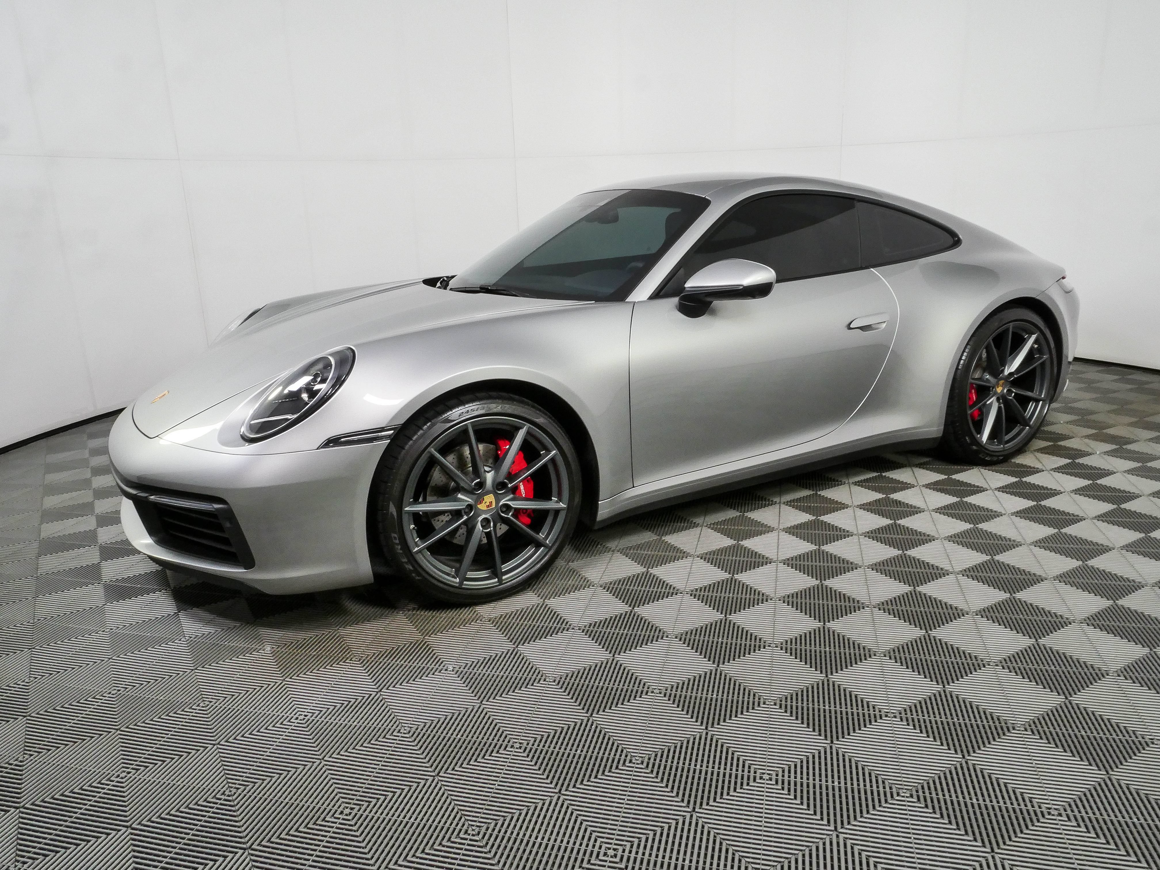 Certified 2022 Porsche 911 Carrera RWD video 2