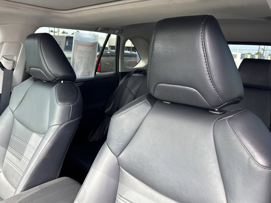 Used 2022 Toyota RAV4 XLE Premium AWD/4WD image 21