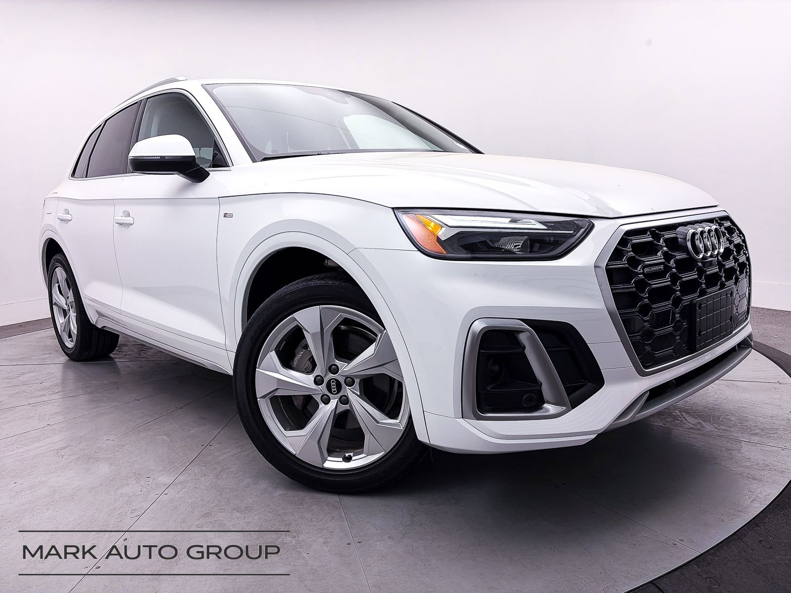 Used 2023 Audi Q5 2.0T Premium Plus AWD/4WD image 1