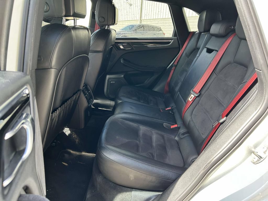 Used 2017 Porsche Macan GTS AWD/4WD image 10