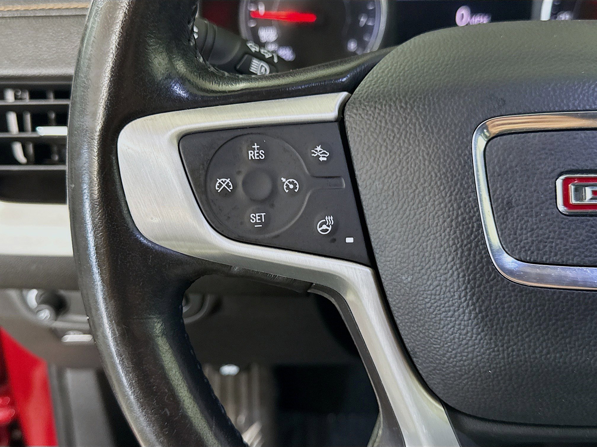 Used 2020 GMC Terrain SLT w/ Preferred Package FWD image 14