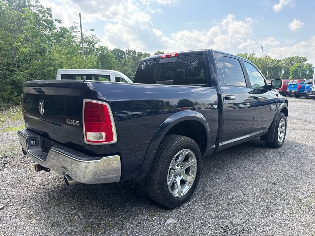 Used 2017 RAM 1500 Laramie AWD/4WD image 9