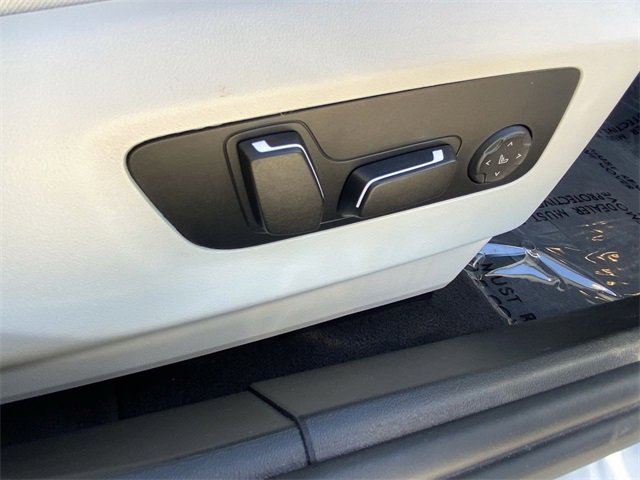 Certified 2025 BMW i5 eDrive40i w/ Premium Package image 13