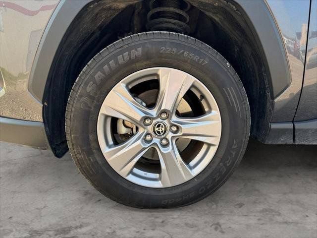 Certified 2025 Toyota RAV4 XLE AWD/4WD image 69