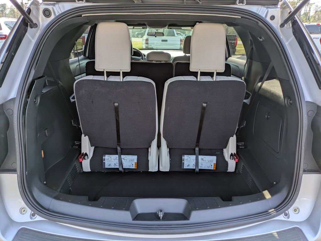 Used 2019 Ford Explorer Base image 14