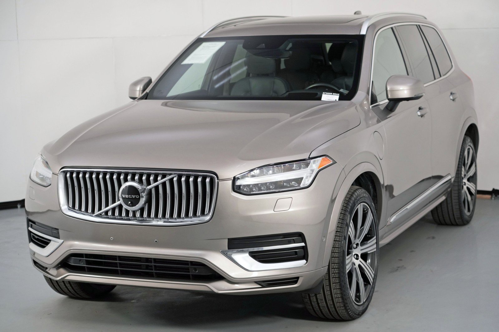 Used 2020 Volvo XC90 T8 Inscription w/ Protection Package image 52
