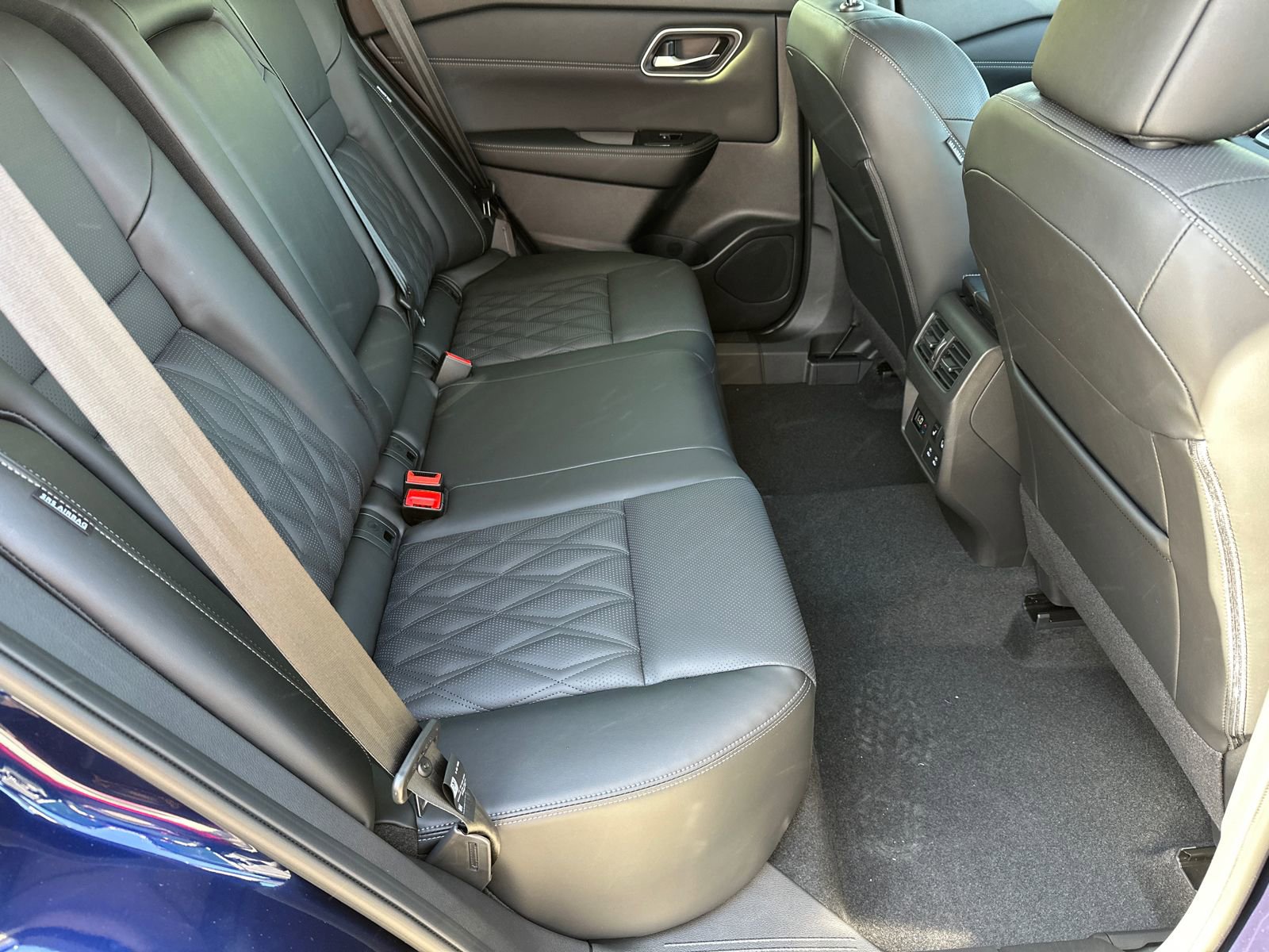 New 2026 Nissan Rogue Platinum w/ Platinum Premium Package image 13