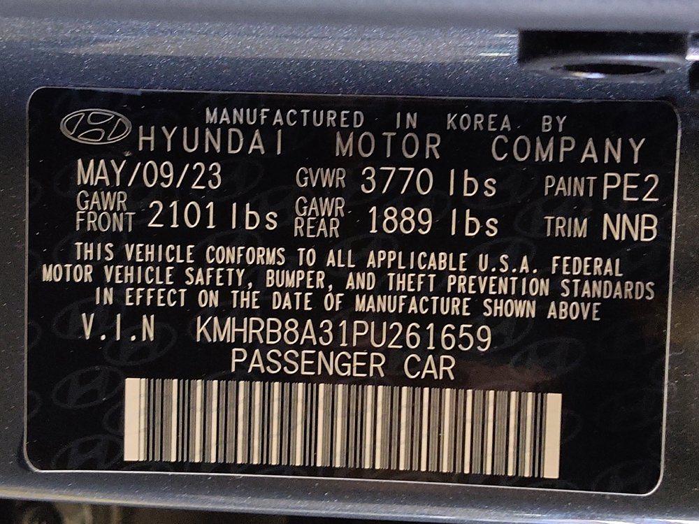 Used 2023 Hyundai Venue SE FWD image 33