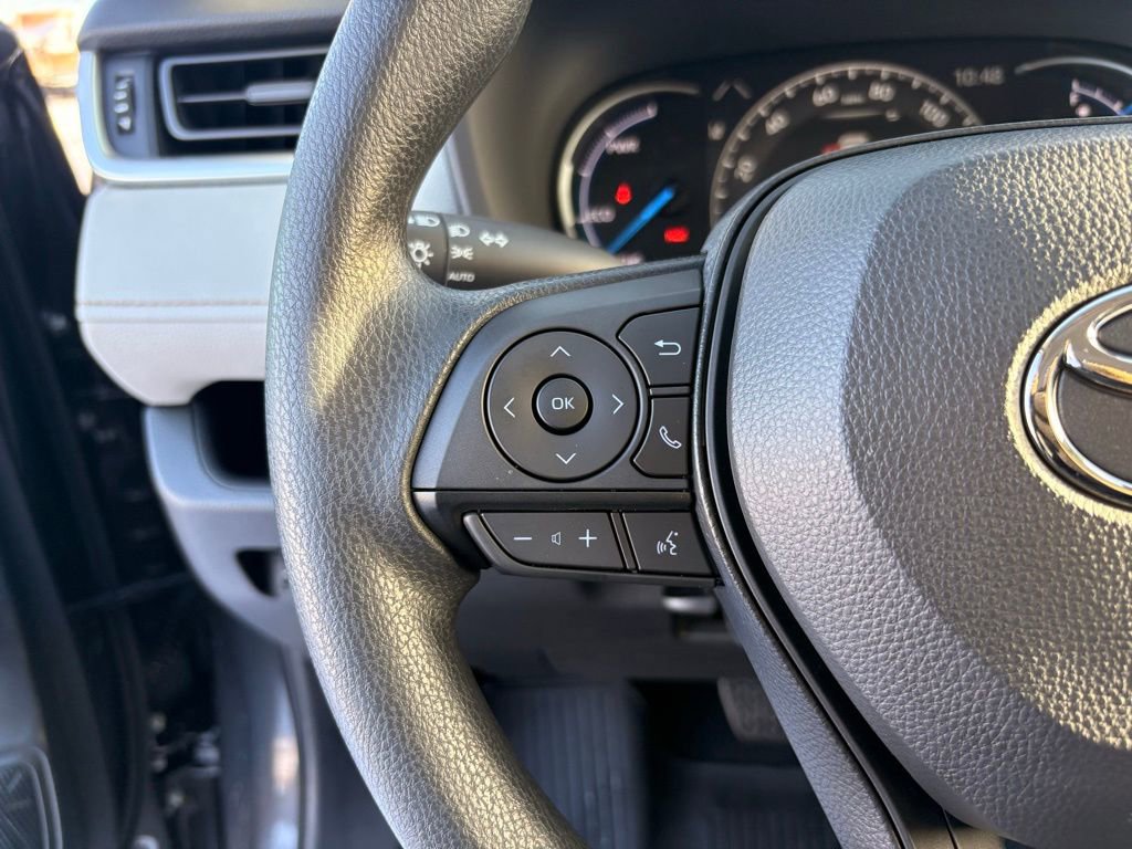 Used 2025 Toyota RAV4 XLE image 22