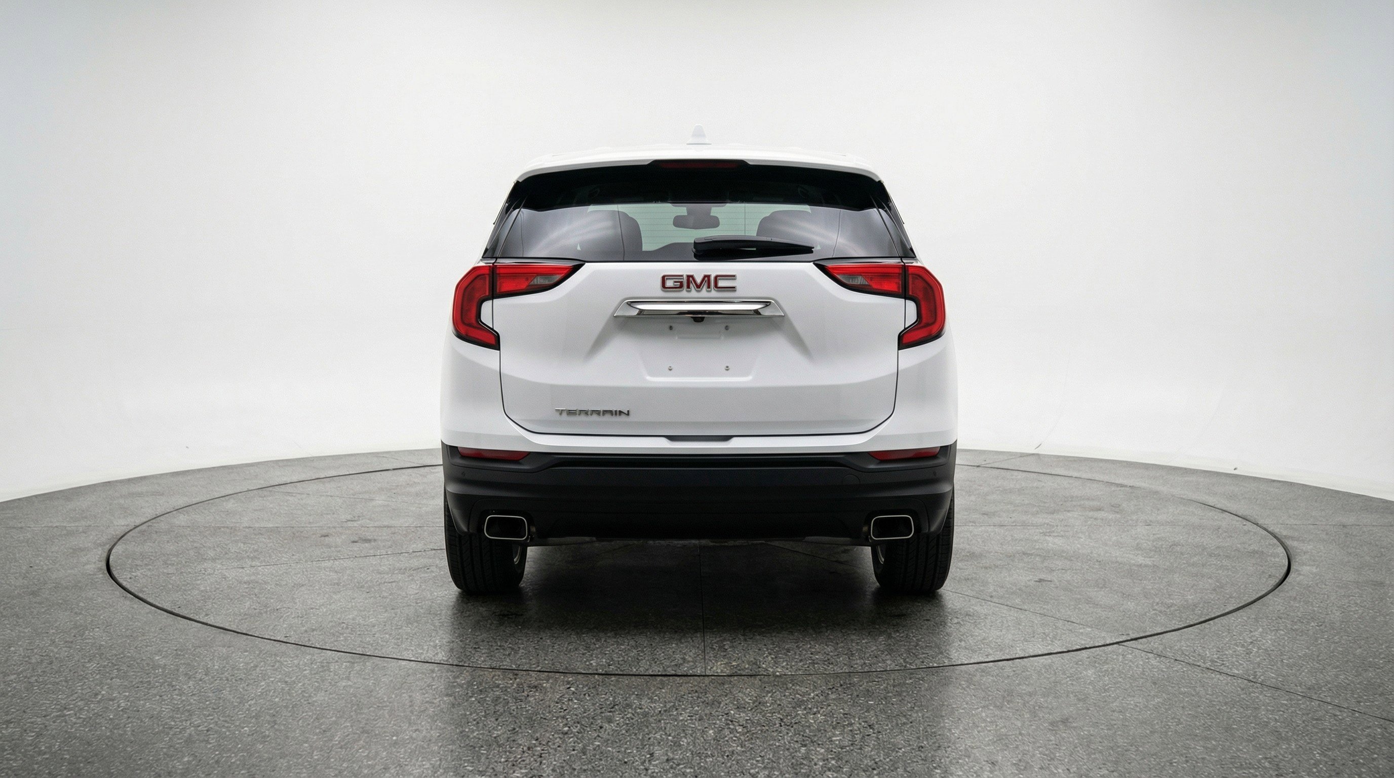 Used 2024 GMC Terrain SLE image 7