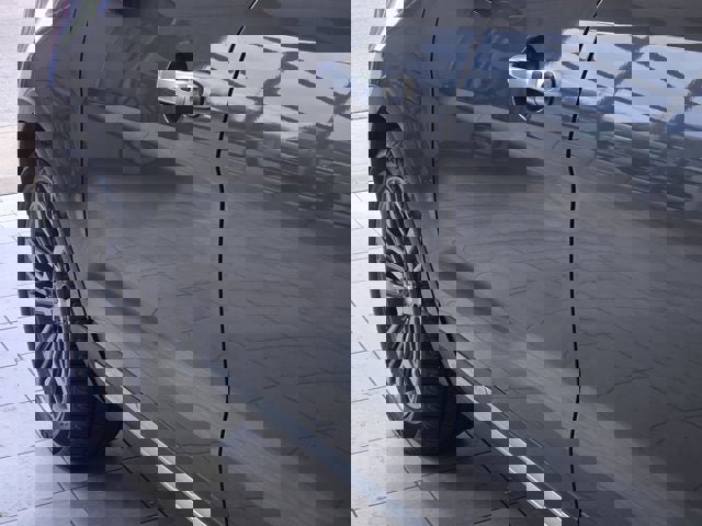 Used 2017 Ford Explorer Platinum image 16