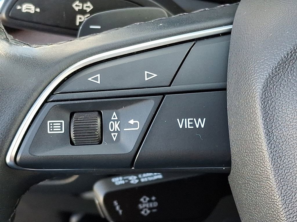 Used 2021 Audi Q5 e Premium w/ Convenience Package image 21