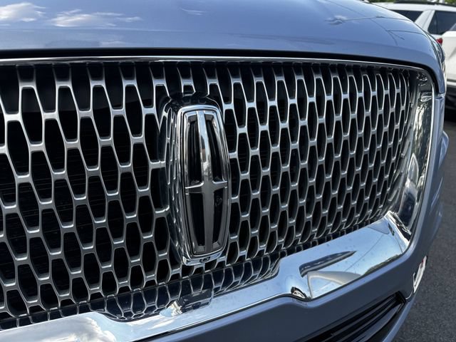 Certified 2020 Lincoln Navigator Black Label AWD/4WD image 10