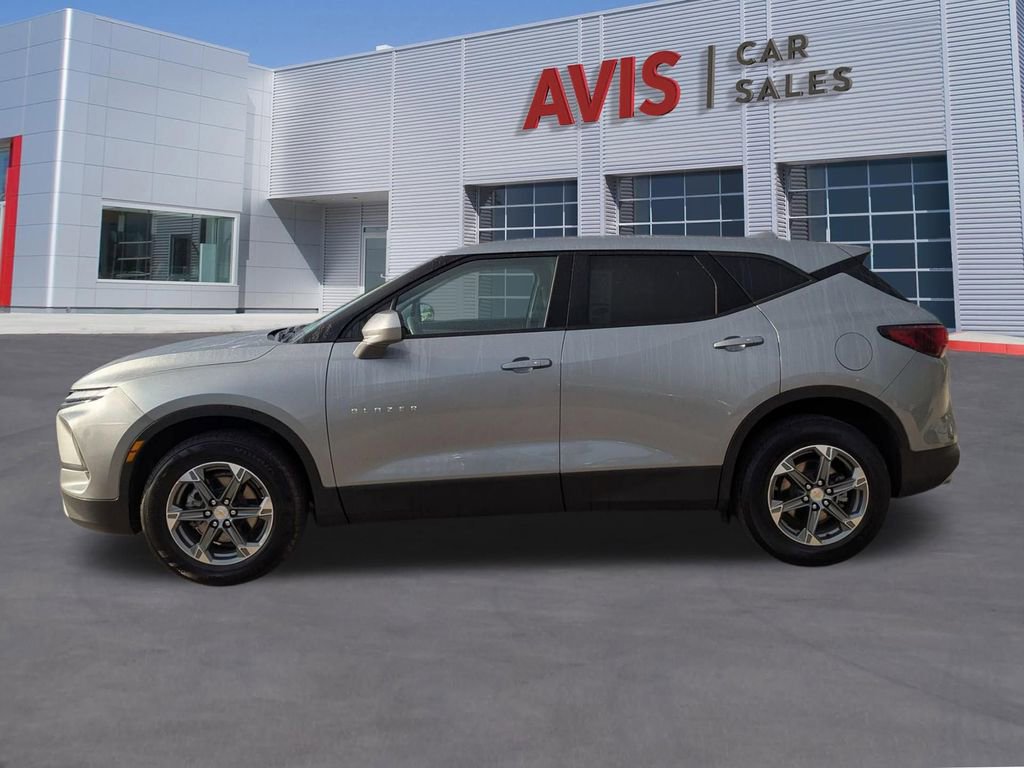Used 2025 Chevrolet Blazer LT image 10