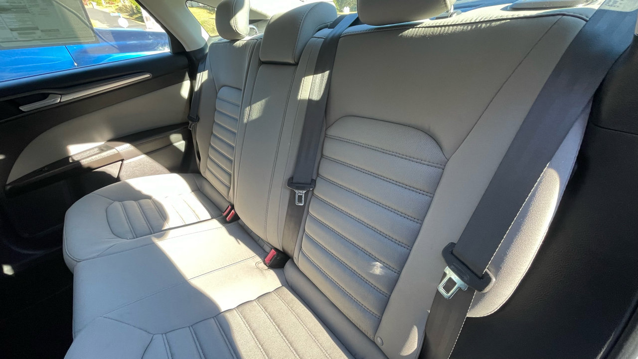 Used 2015 Ford Fusion S image 20