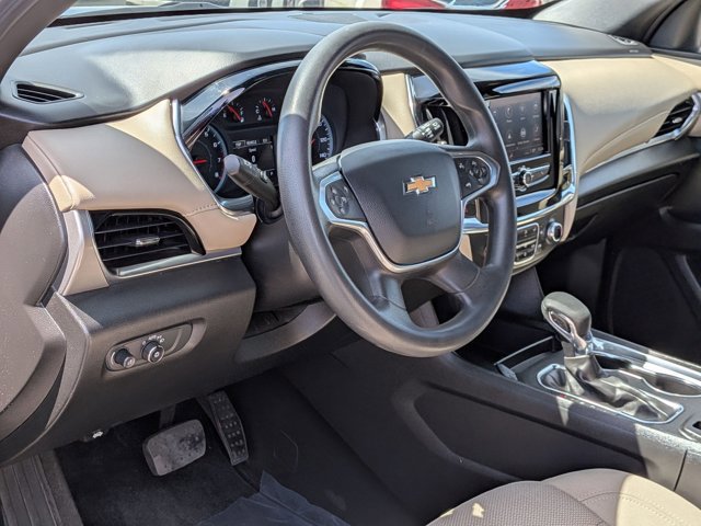 Used 2023 Chevrolet Traverse LS image 10
