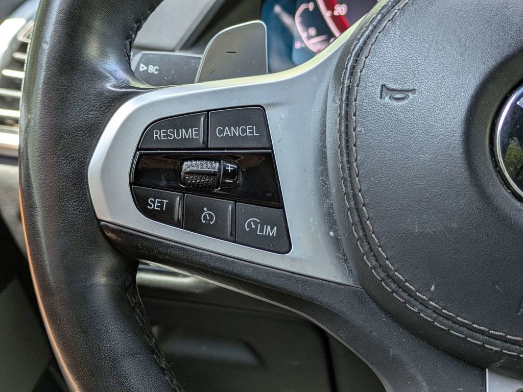 Used 2021 BMW X5 xDrive40i w/ M Sport Package image 25