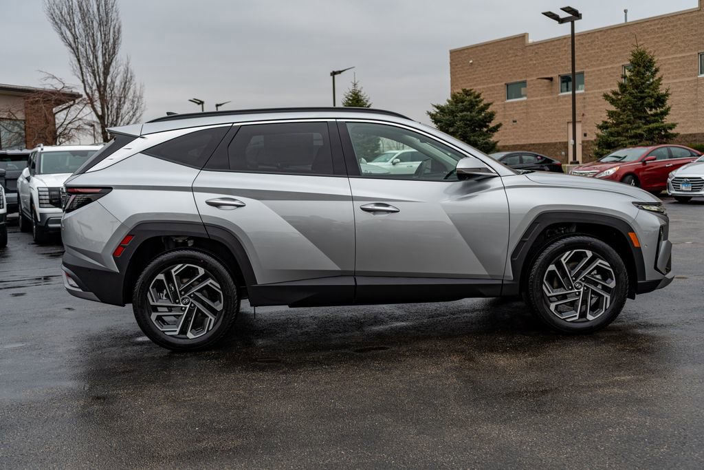 New 2025 Hyundai Tucson Limited image 8