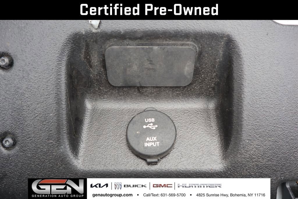 Used 2022 GMC Sierra 1500 AT4X image 26