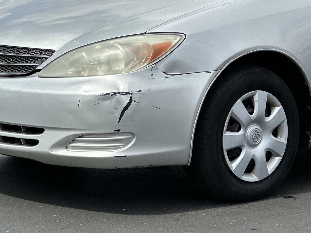 Used 2004 Toyota Camry LE FWD image 8