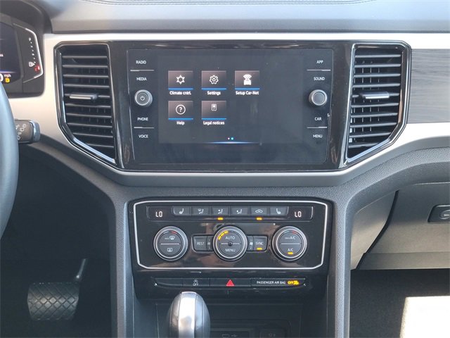 Used 2022 Volkswagen Atlas SE w/ Black Wheel Package image 21