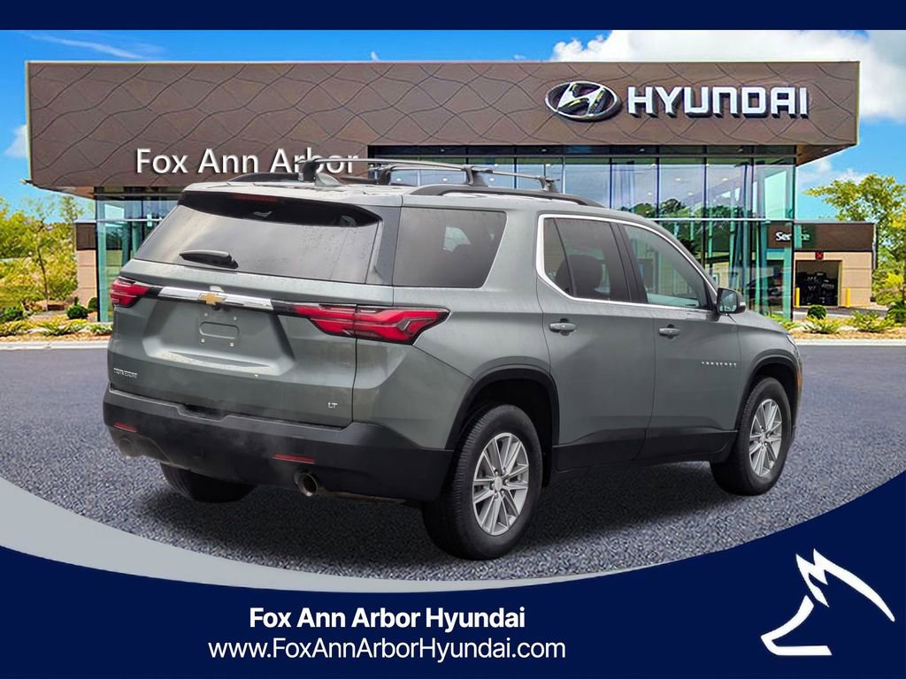 Used 2023 Chevrolet Traverse LT image 5