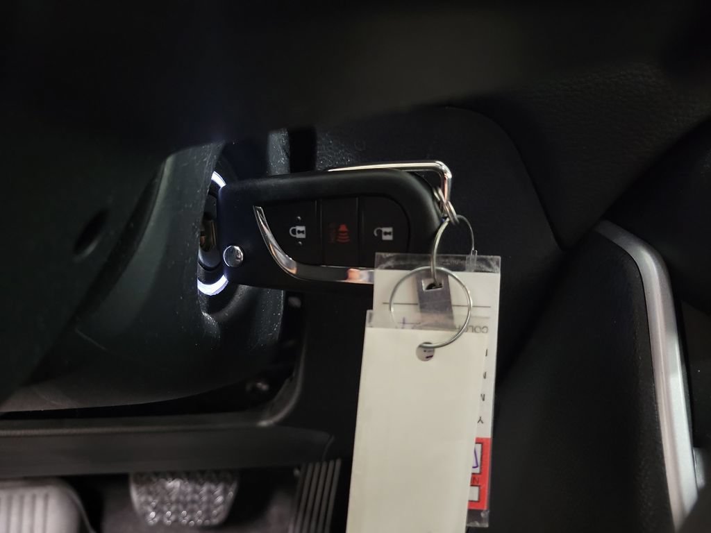Used 2023 Toyota RAV4 LE AWD/4WD image 21